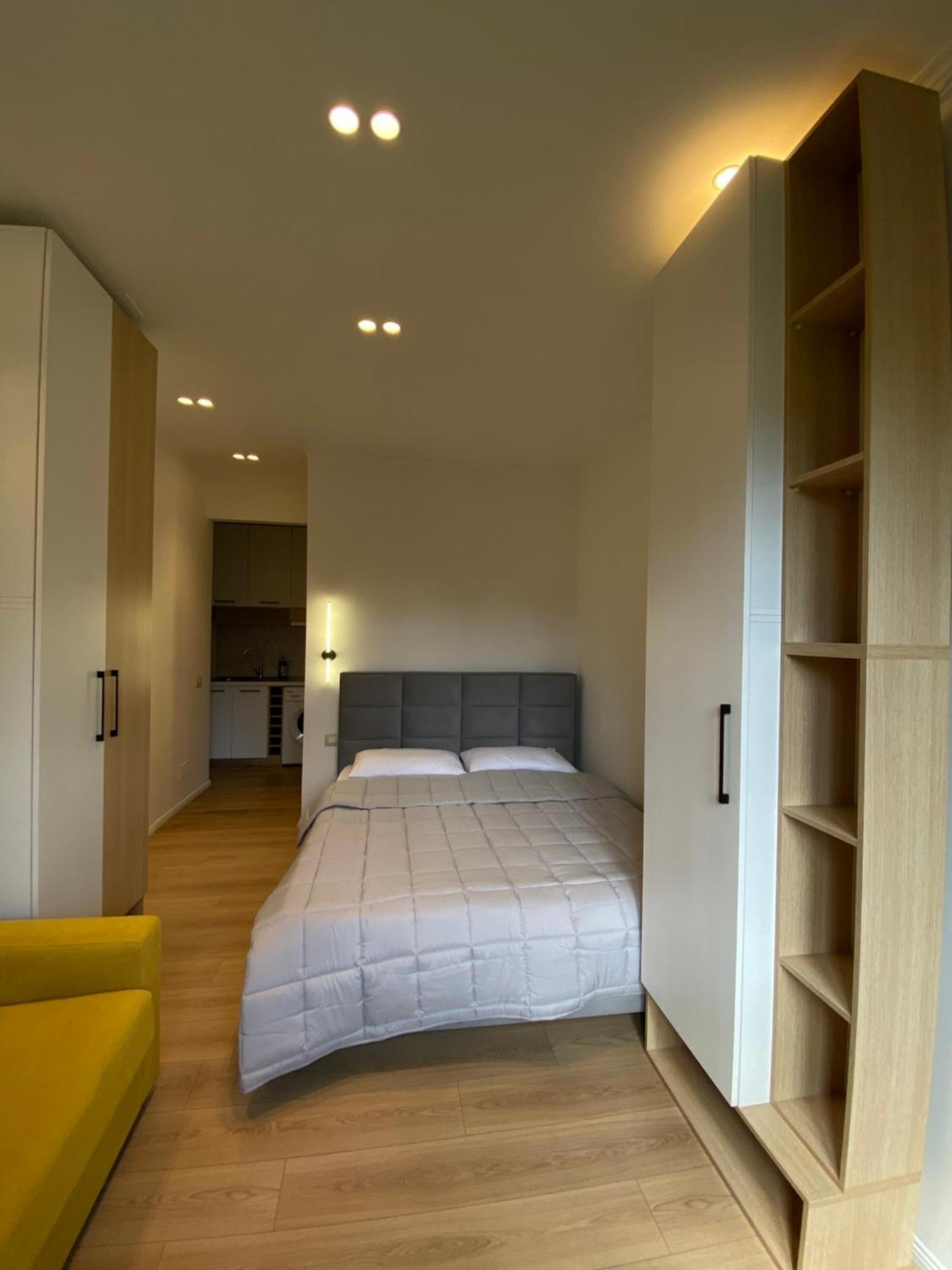 Cozycomfy Studio Tiranë Ngoại thất bức ảnh